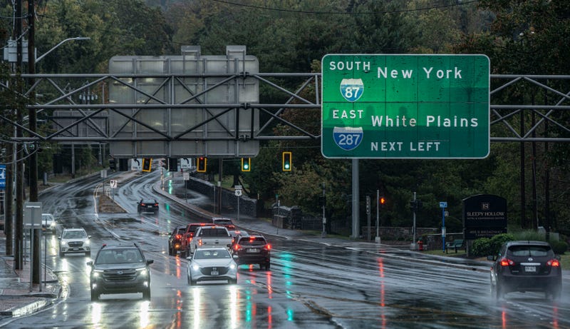 aDrivers make their way along a wet Route 9 in Tarrytown on Oct. 12, 2025