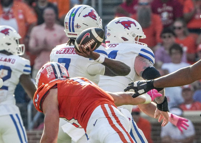 © Ken Ruinard-GREENVILLE NEWS-USA TODAY Network via Imagn Images