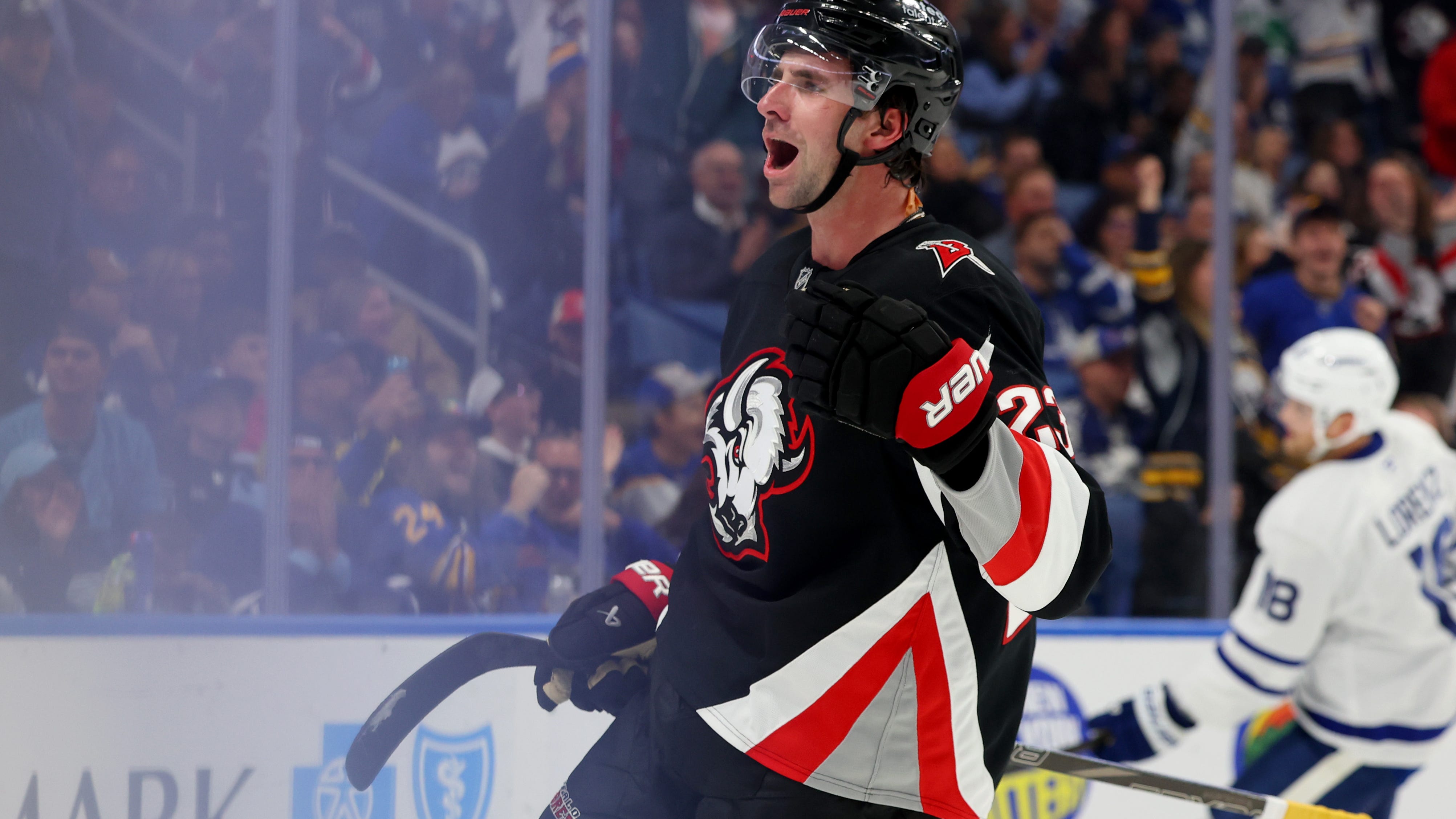 Sabres stay strong at home with win over Leafs