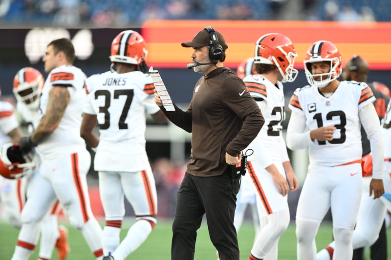 Oct 26, 2025; Foxborough, Massachusetts, USA; Cleveland Browns head coach Kevin Stefanski looks on during the fourth quarter against the New England Patriots at Gillette Stadium. 