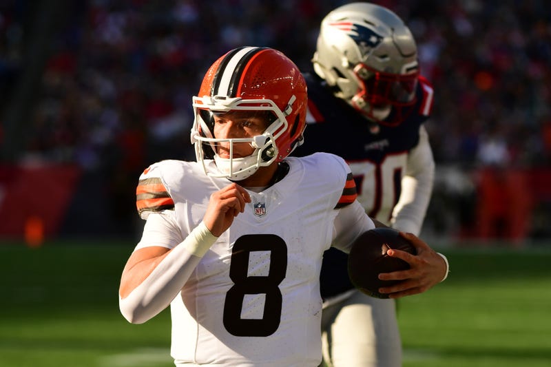 Oct 26, 2025; Foxborough, Massachusetts, USA; Cleveland Browns quarterback Dillon Gabriel (8) runs with the ball during the fourth quarter against the New England Patriots at Gillette Stadium. Mandatory Credit: Bob DeChiara-Imagn Images