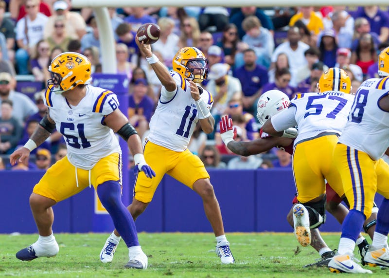 LSU quarterback Michael Van Buren