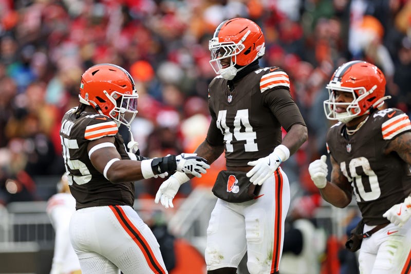 Nov 30, 2025; Cleveland, Ohio, USA; Cleveland Browns tight end Harold Fannin Jr. (44) scores a touchdown during the first half against the San Francisco 49ers at Huntington Bank Field. Mandatory Credit: Scott Galvin-Imagn Images