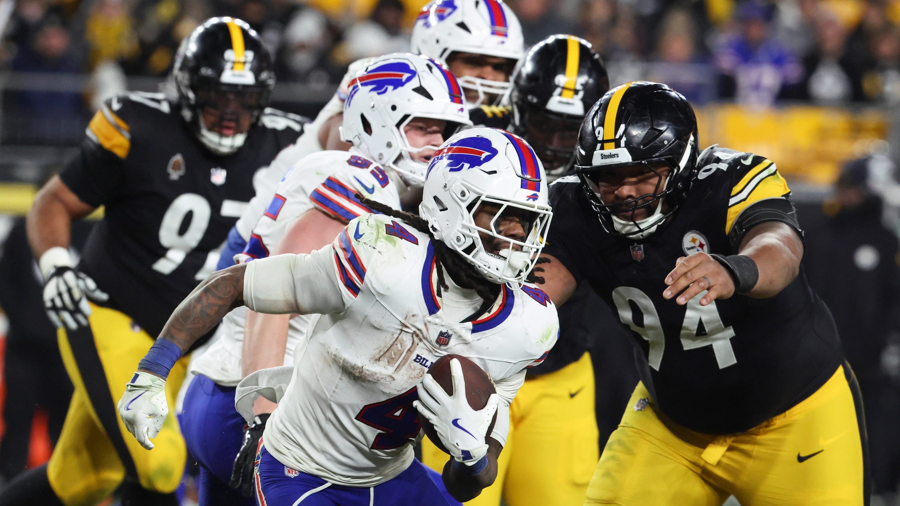 Bills run same play as Steelers give up most rushing yards at Acrisure
