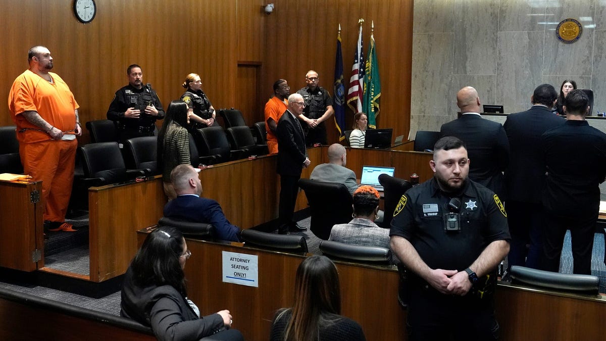 Pair who posed as DTE workers sentenced to life in prison without parole for murder of man in his Rochester Hills home