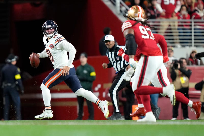 Bears quarterback Caleb Williams (18) runs against the San Francisco 49ers in the first half at Levi's Stadium. Mandatory Credit: Kyle Terada-Imagn Images