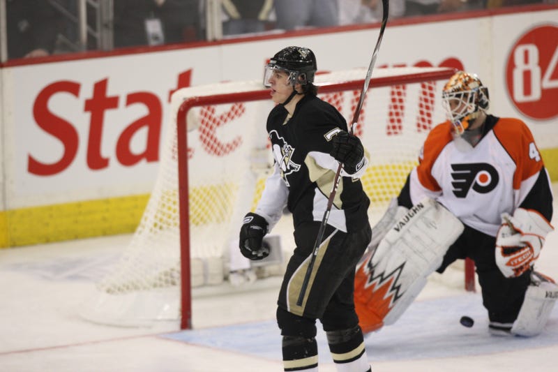 Evgeni Malkin scoring on Flyers in Eastern Conference Finals 2008