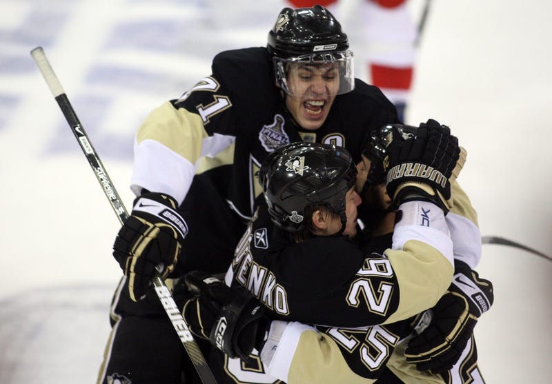 Evgeni Malkin celebrating after goal in Detroit in Stanley Cup finals