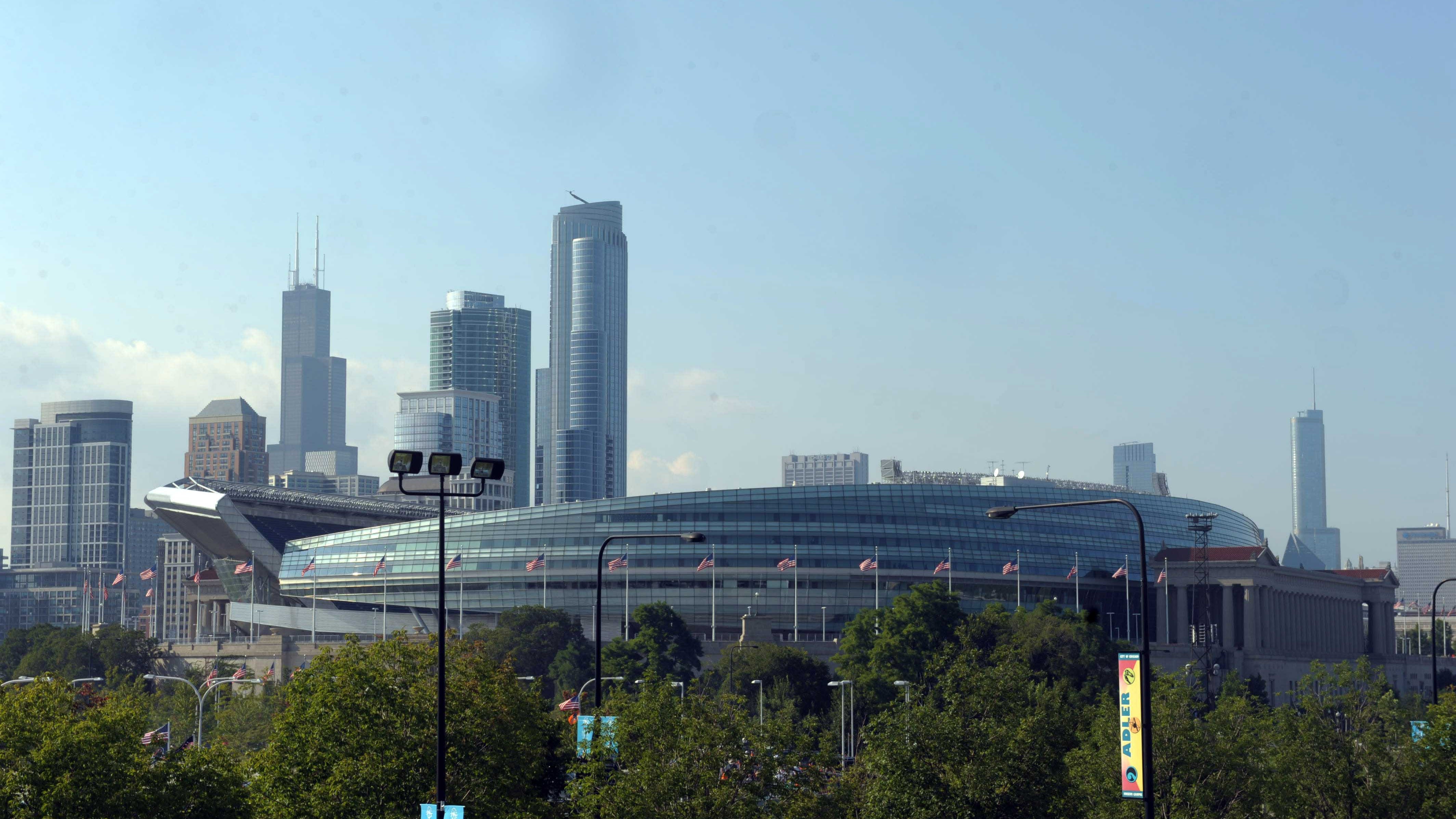Mike Florio: Soldier Field dome idea is 'silly' and meant to 'put the blame on Bears'