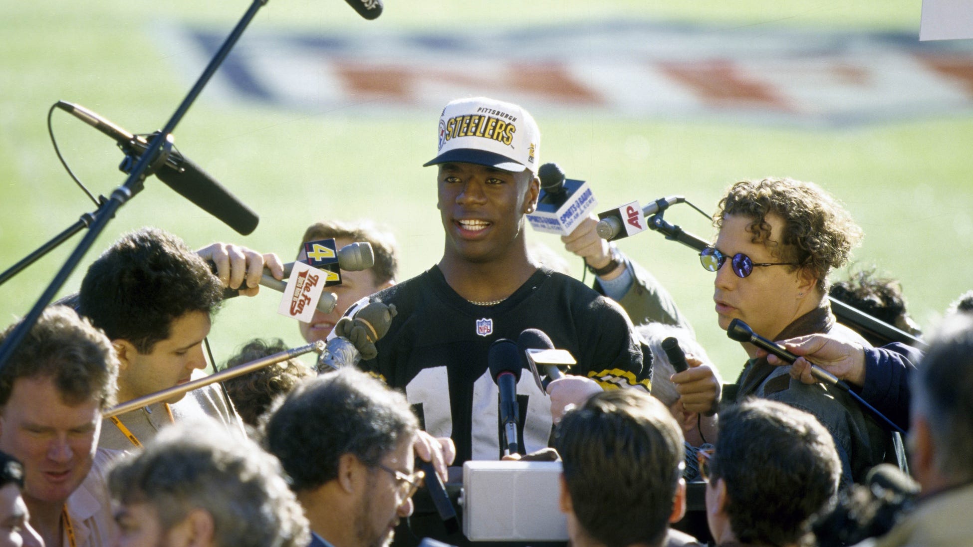 Kordell Stewart wants to know who is the 3rd best QB in Steelers history