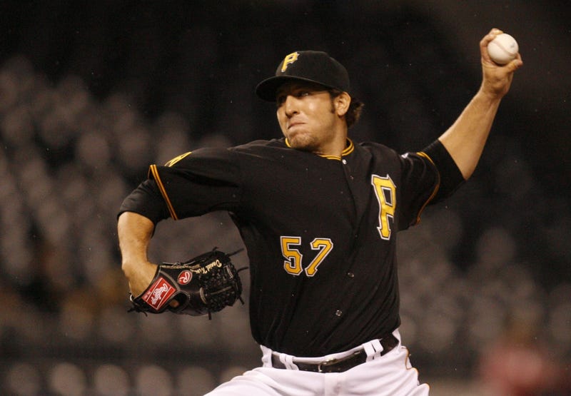 Daniel Moskos pitching for Pirates