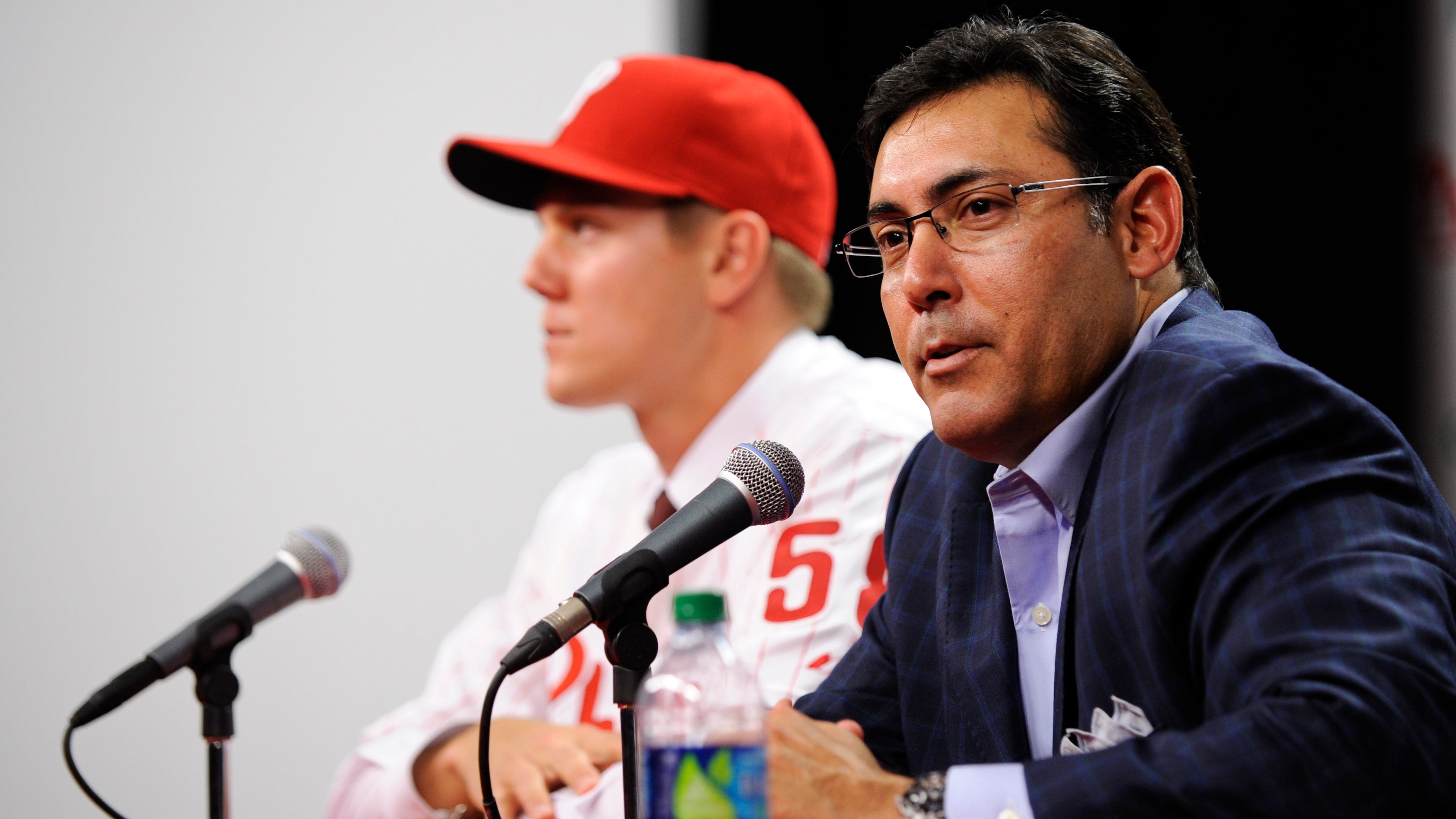 Papelbon: 'Ruben Amaro was handed the keys to a damn Lamborghini and crashed it'