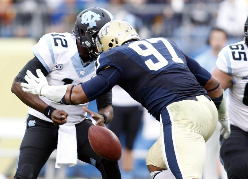 Aaron Donald sack and forced fumble against North Carolina