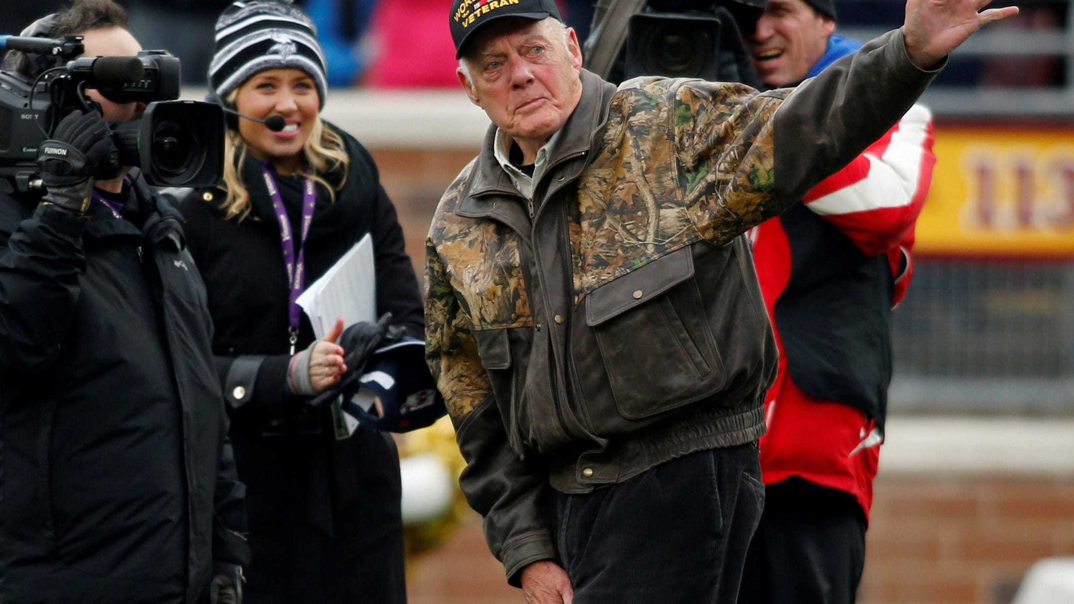 A Life Well Lived: Family and friends to remember Bud Grant at memorial service Saturday