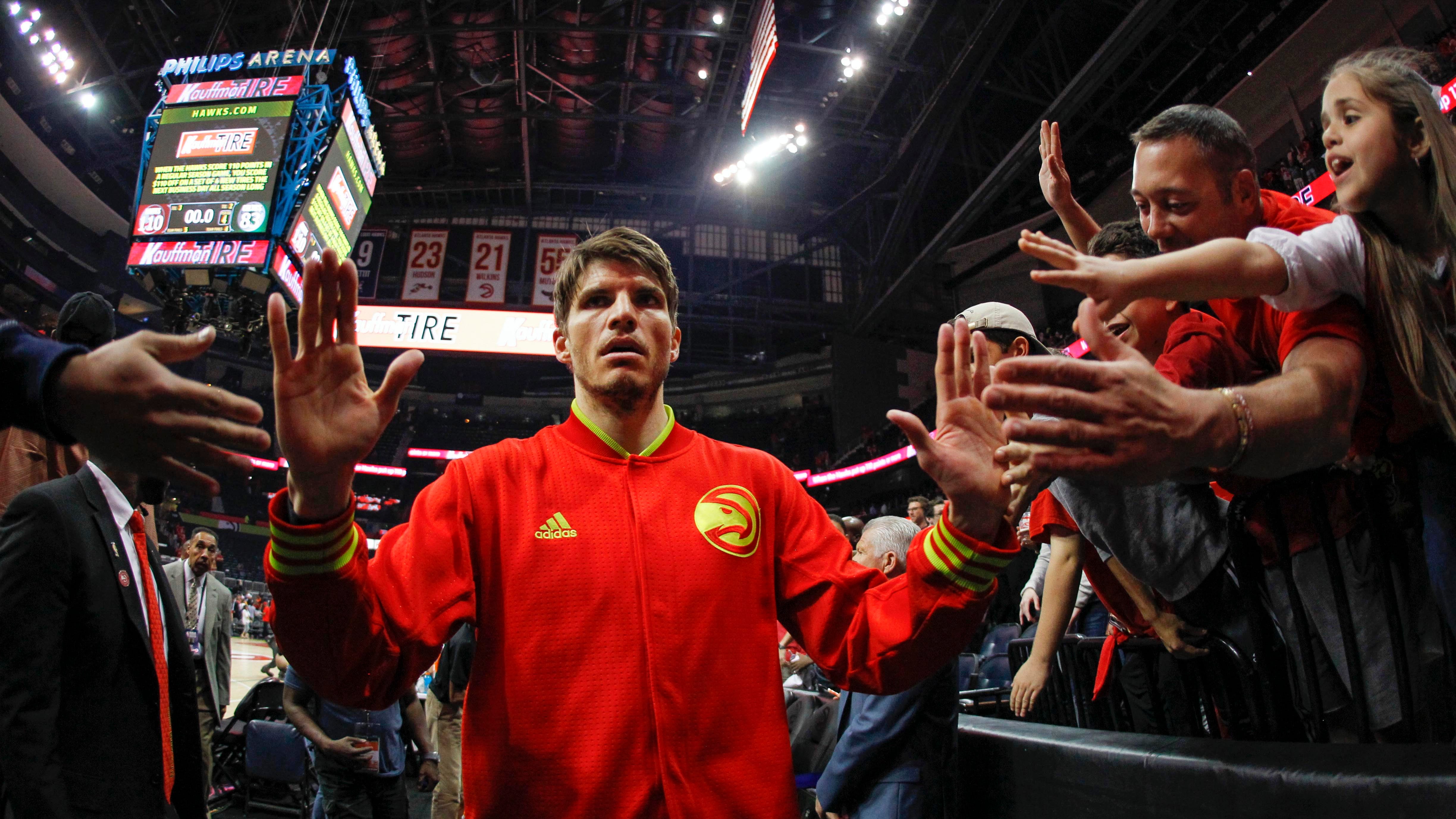 Kyle Korver returns to Hawks in front-office role