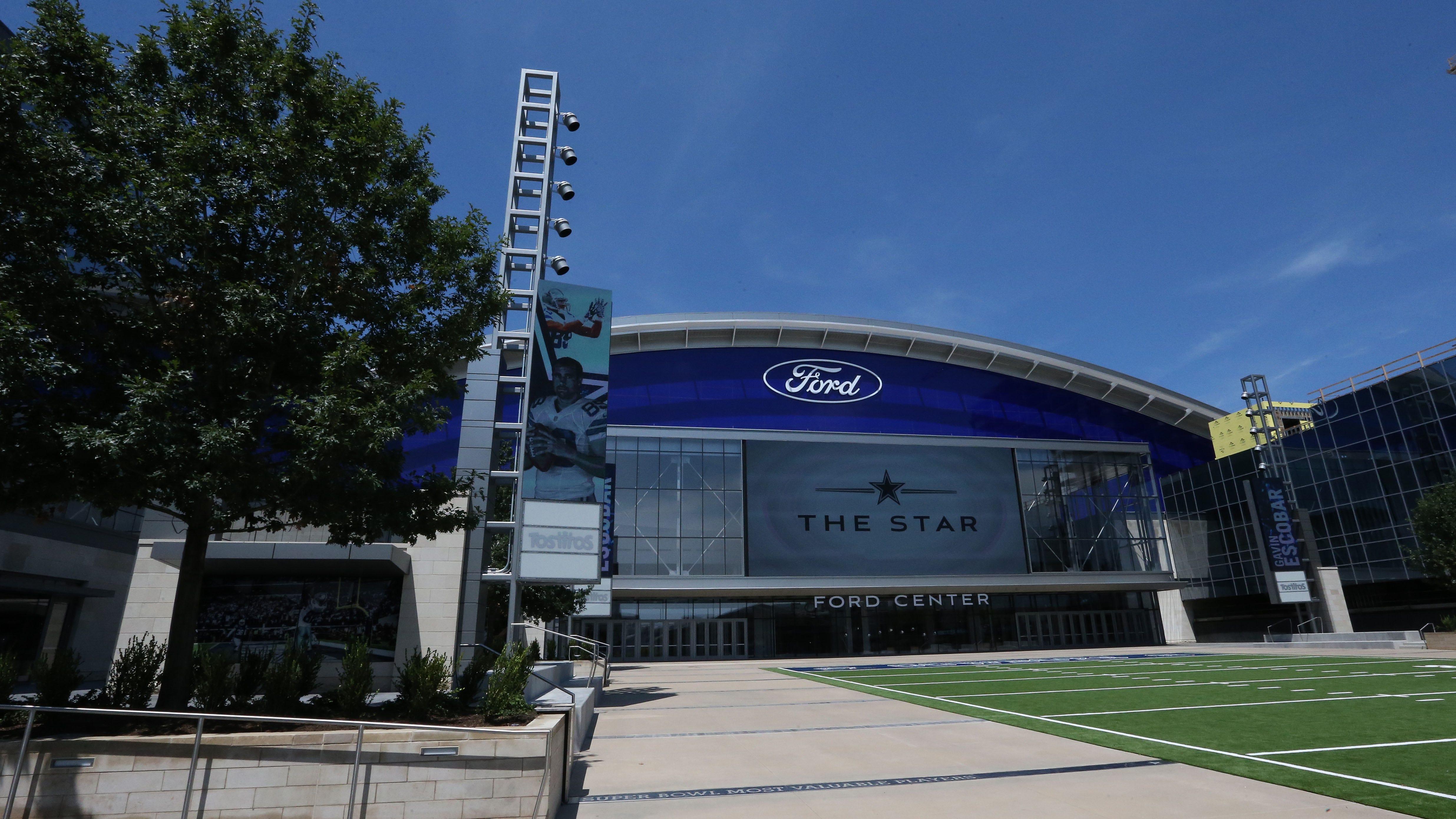Cowboys host kids of incarcerated parents at sports camp