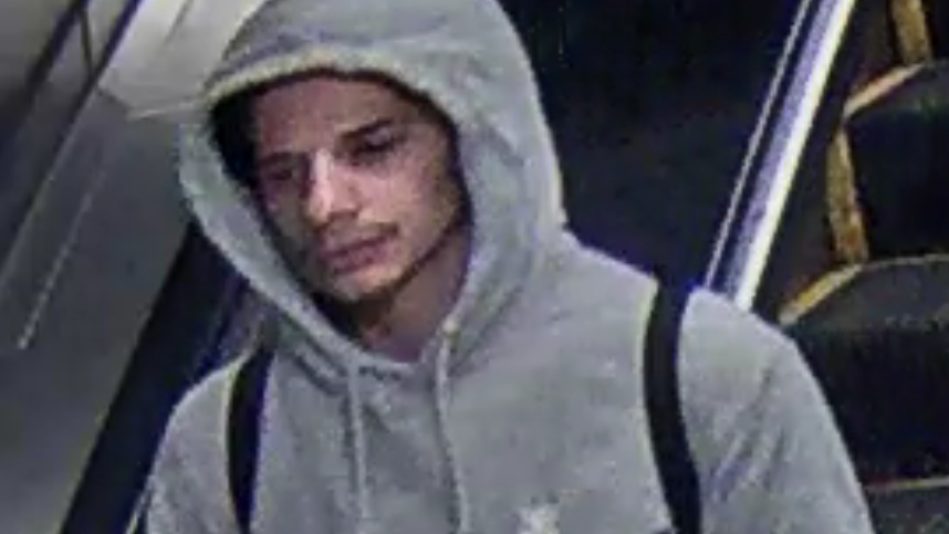 Woman attacked in cell phone robbery at UWS doctor’s office