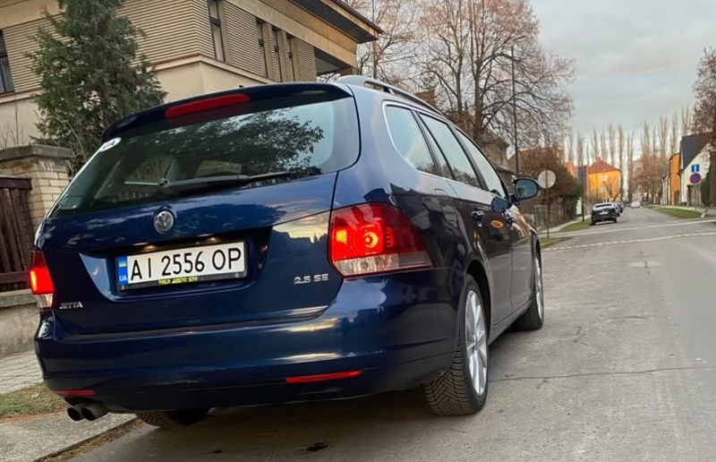 The car became an "escape ship" for the family as their country was torn apart by the war