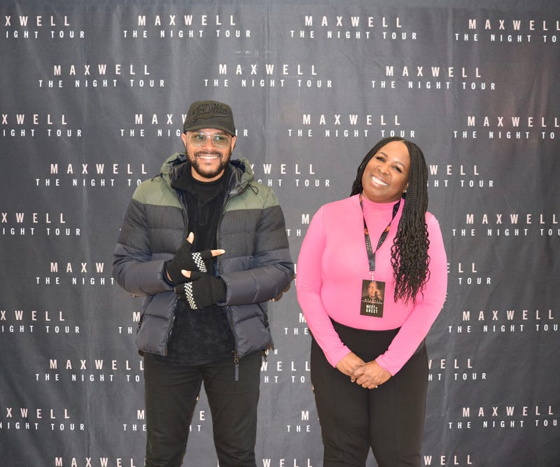 Maxwell Meet & Greet V-103 Winterfest 2022