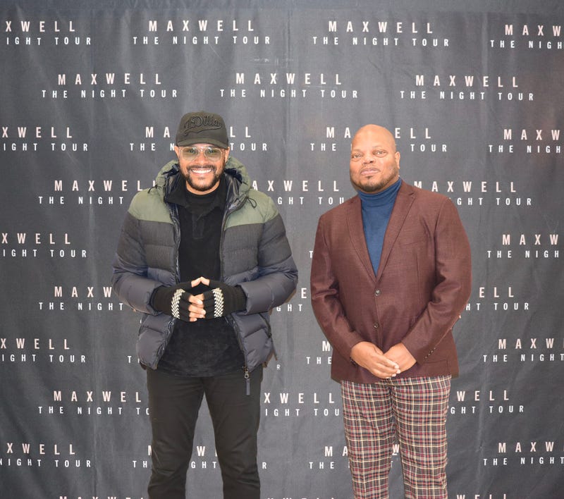 Maxwell Meet & Greet V-103 Winterfest 2022