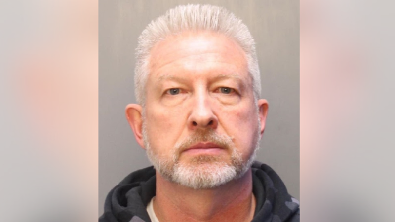Former Philadelphia detective Donald Suchinsky is accused of sexually assaulting the mother of a homicide victim.