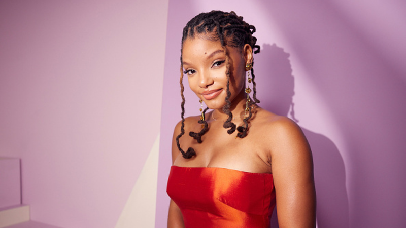 Halle Bailey 