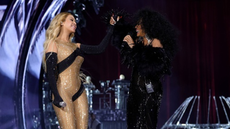 Beyoncé and Diana Ross