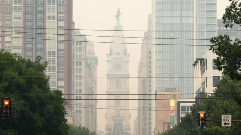 A haze covers Philadelphia City Hall, caused by smoke from Canada's wildfires, on June 7, 2023.
