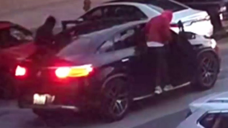 Suspects wanted for 5th District car thefts
