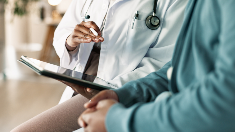 Doctor talking with patient 
