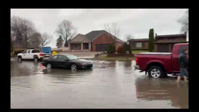 Soaking rain in Metro Detroit leads to flooded freeways and side streets [VIDEO]