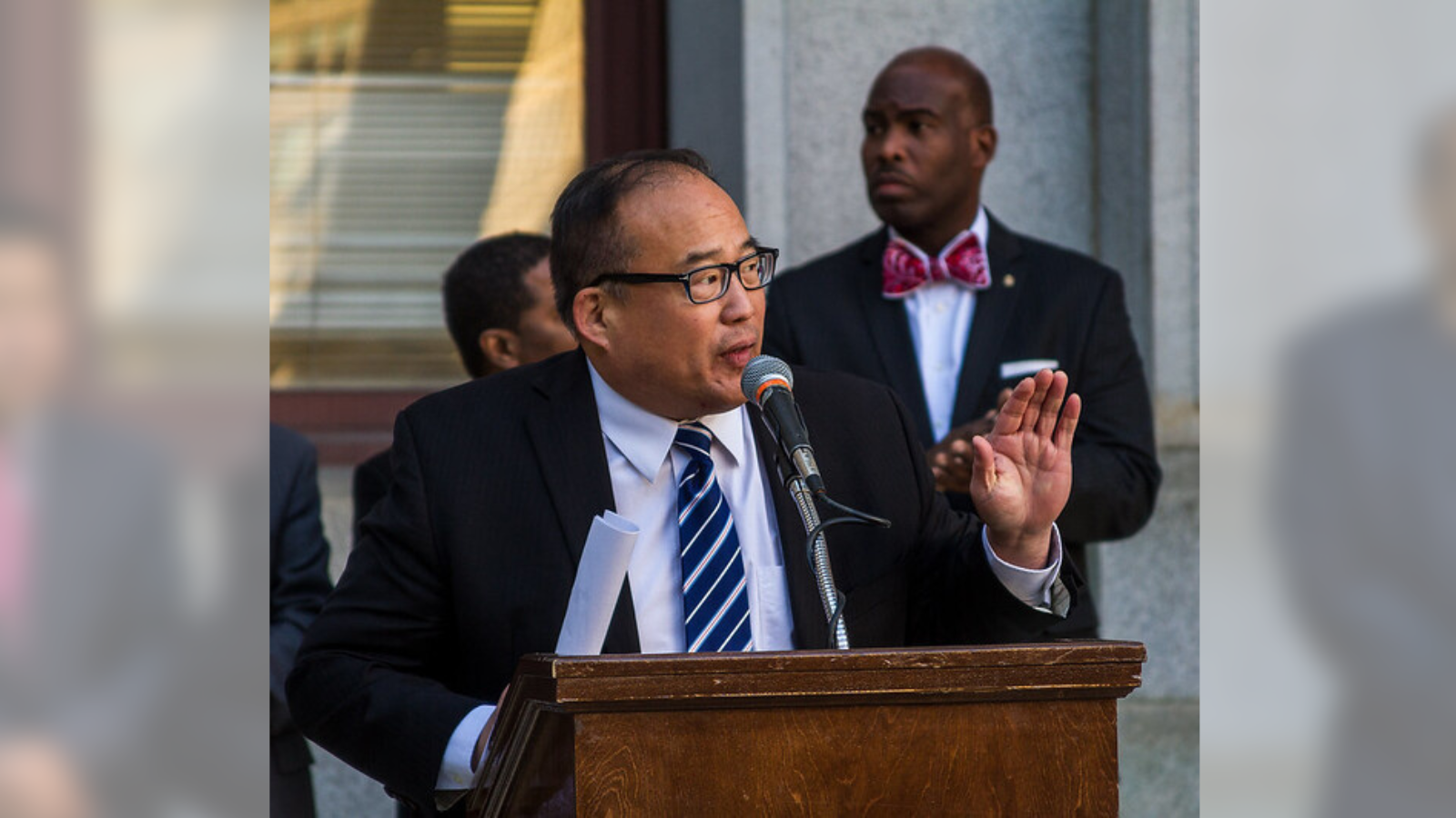Oh to resign from council, run for mayor in Republican primary