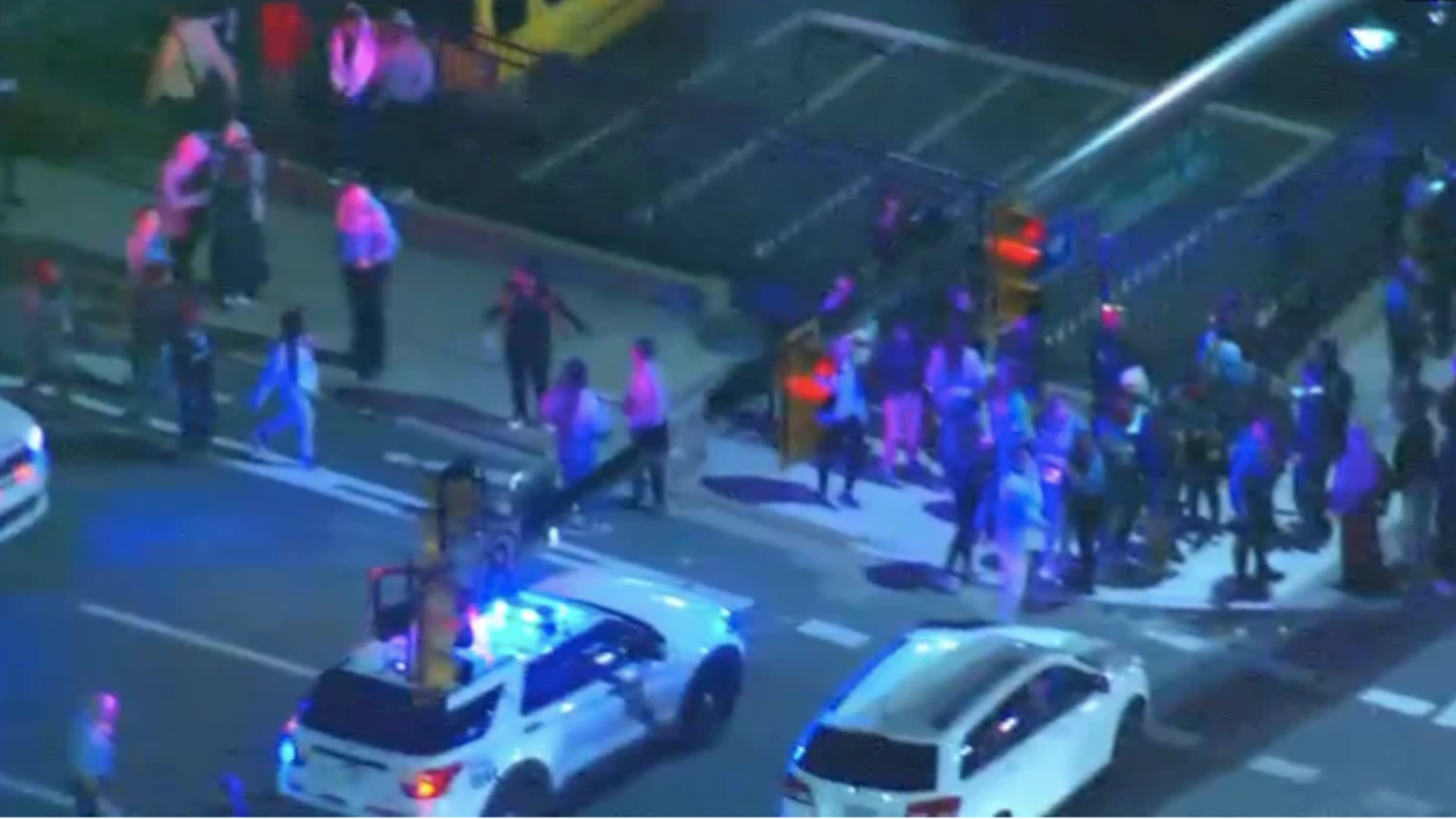 At least 1 arrested after hundreds of teens caused disturbances in South Philly