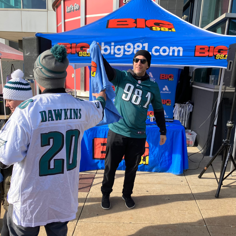 BIG 98.1 Tailgate LIVE with Trey Morgan at Eagles vs. Titans