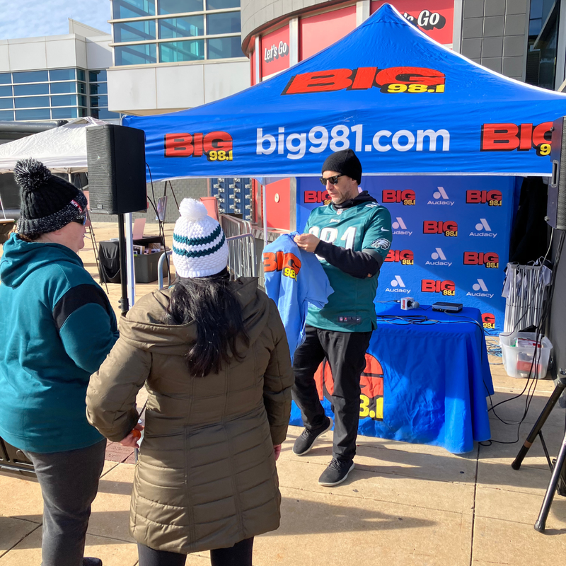 BIG 98.1 Tailgate LIVE with Trey Morgan at Eagles vs. Titans