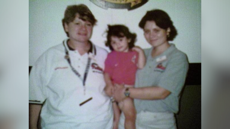 Heather Redfern (daughter), Kayla and Linda Redfern (mother) at The Vet in 2003. 