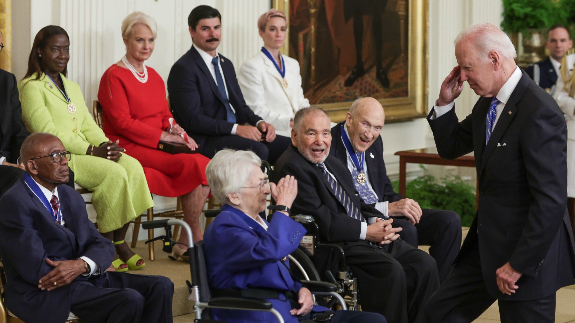 Military veterans honored with Presidential Medal of Freedom
