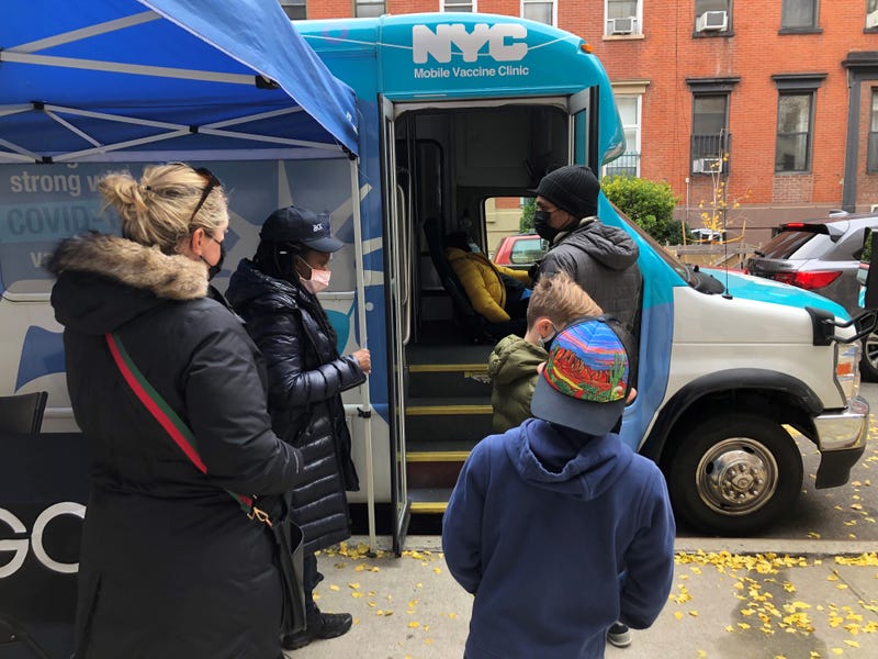 Vaccine bus