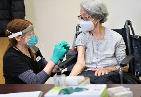 Emiliana Ventura, 92, a former pediatric RN with the Army Nurse Corps, became the first outpatient to receive the Pfizer-BioNTech COVID-19 vaccine at the VA New York Harbor Healthcare System.