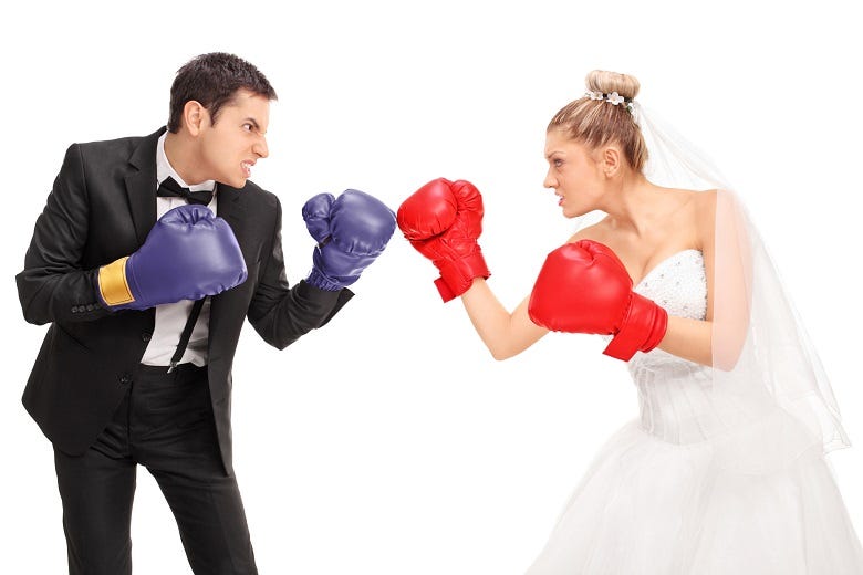 Groom & Bride boxing 