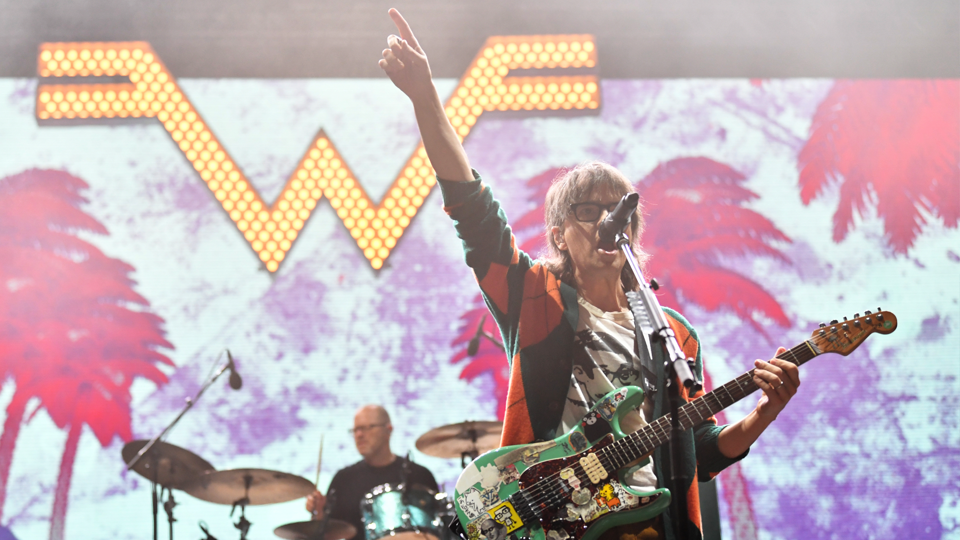Audacy Beach Festival: From Lil Nas X to Weezer, our favorite moments from Day 2
