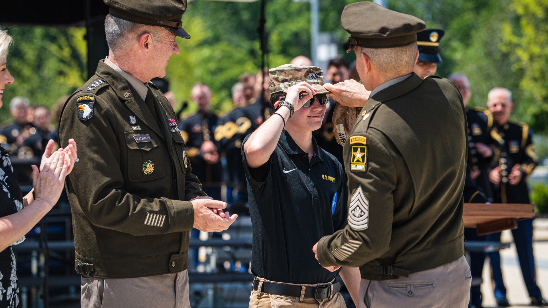 Make-A-Wish recipient becomes a solider at Army birthday celebration