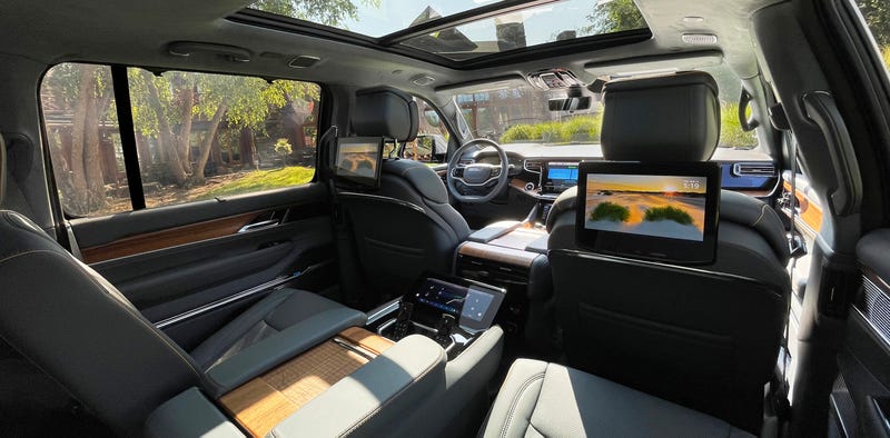 A review of the Jeep Grand Wagoneer