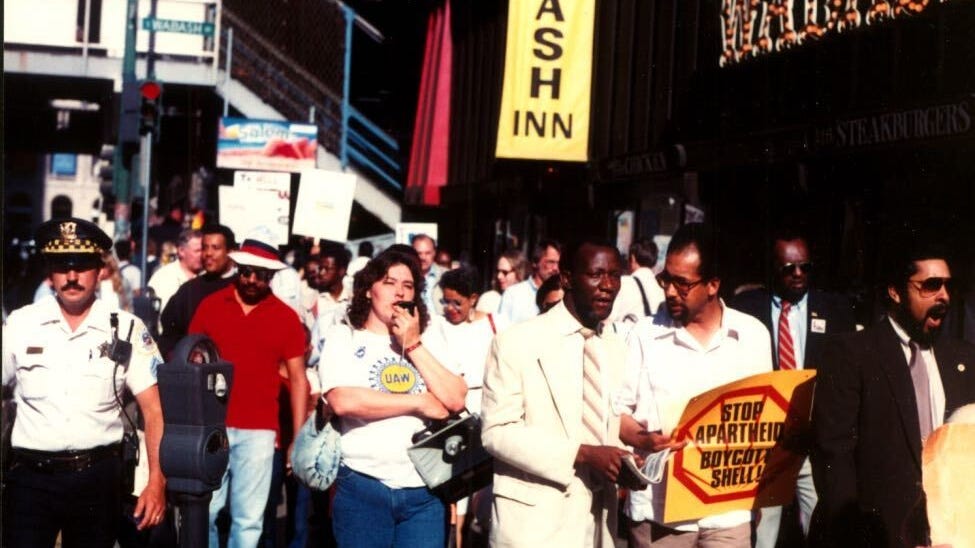 How Chicago helped chip away at apartheid and elevate Nelson Mandela