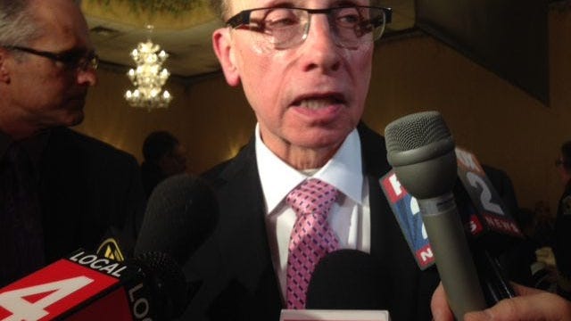 Warren Mayor Fouts angry after City Council tables plans for Towne Center