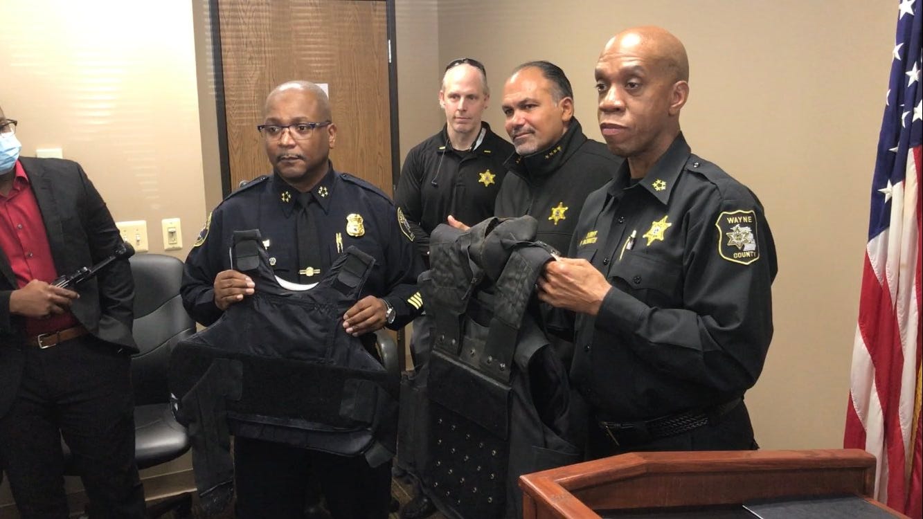 'This is about saving lives': Detroit police, sheriff's department donating bulletproof vests to Ukraine