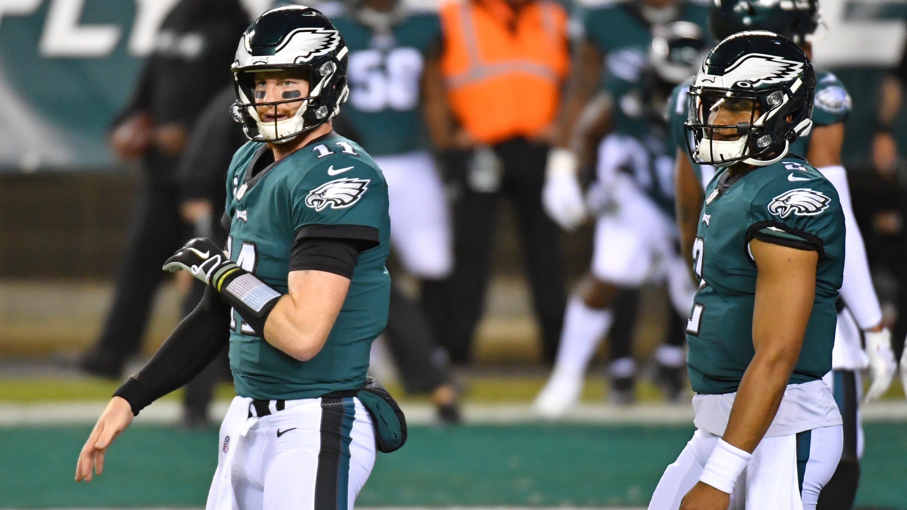 Peter King: Eagles have a 'Carson Wentz problem' and should switch to Jalen Hurts