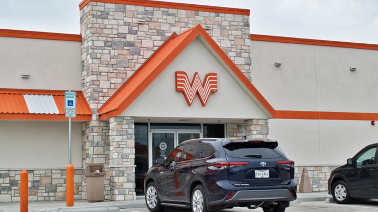 DFW Airport opens new Whataburger in International flight terminal