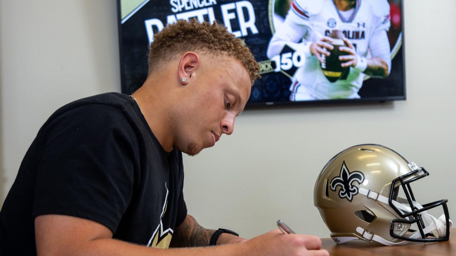 Saints ink 5 more draft picks to rookie deals, including QB Spencer Rattler