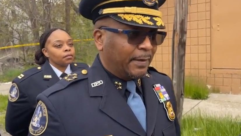 Double shooting leaves one man dead on Detroit's north side, police searching for suspect